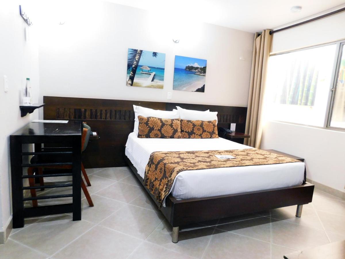 Hotel Poblado Boutique Express Medellin Exterior photo